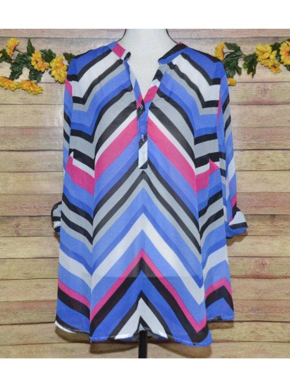 NY Collection Plus 2X Chiffon Semi Sheer Chevron Stripe Blouse Top Half Button